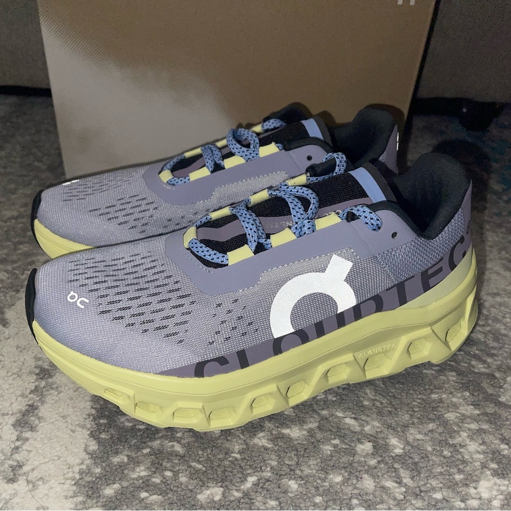 Women’s On Cloudmonster - Size 8